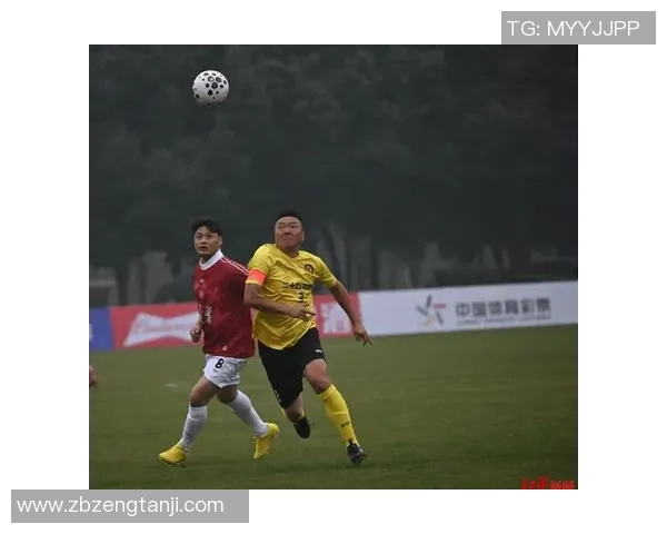 与足球明星同场竞技的球员们背后的故事与回忆