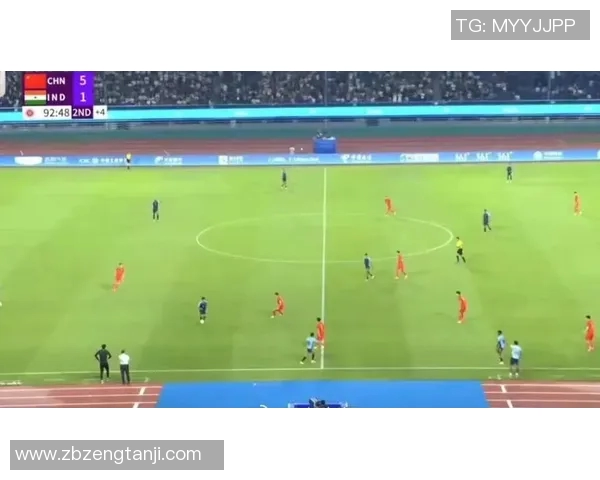 南京足球队与杭州足球队赛后分析力量对比与战术探讨